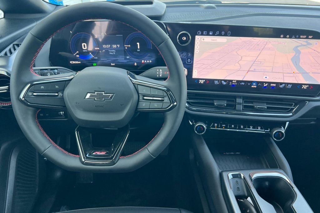 2026 Chevrolet Equinox EV RS - Photo 11