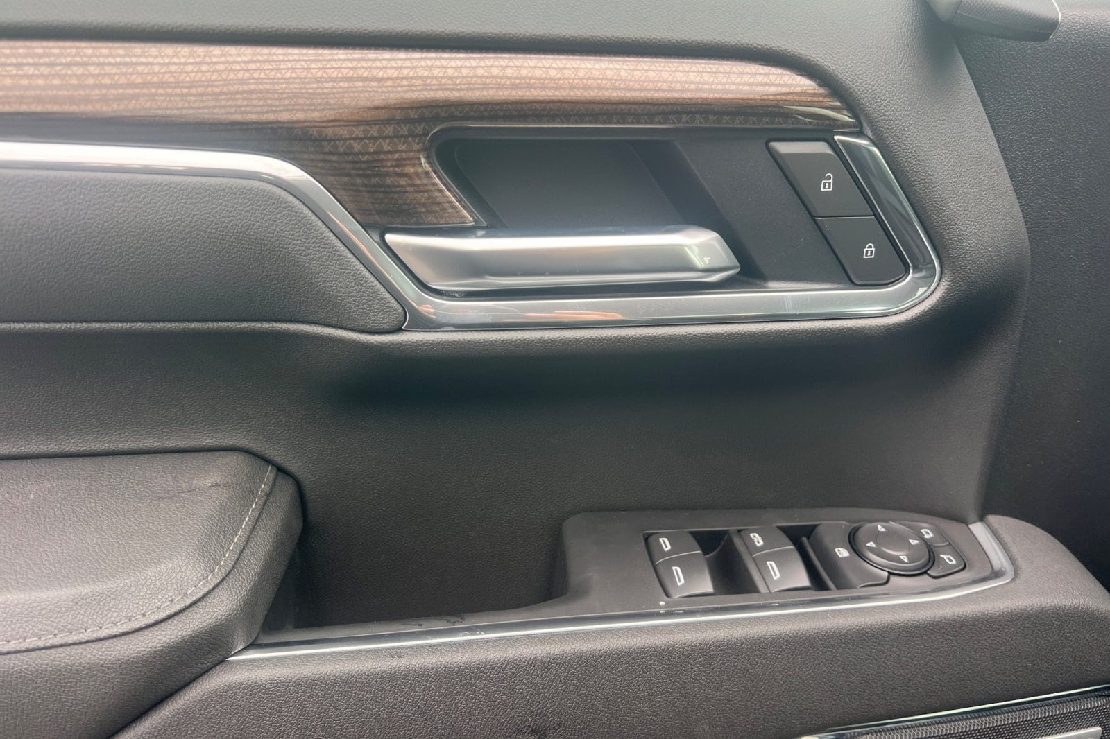 2026 Chevrolet Silverado 1500 LT Trail Boss - Photo 8