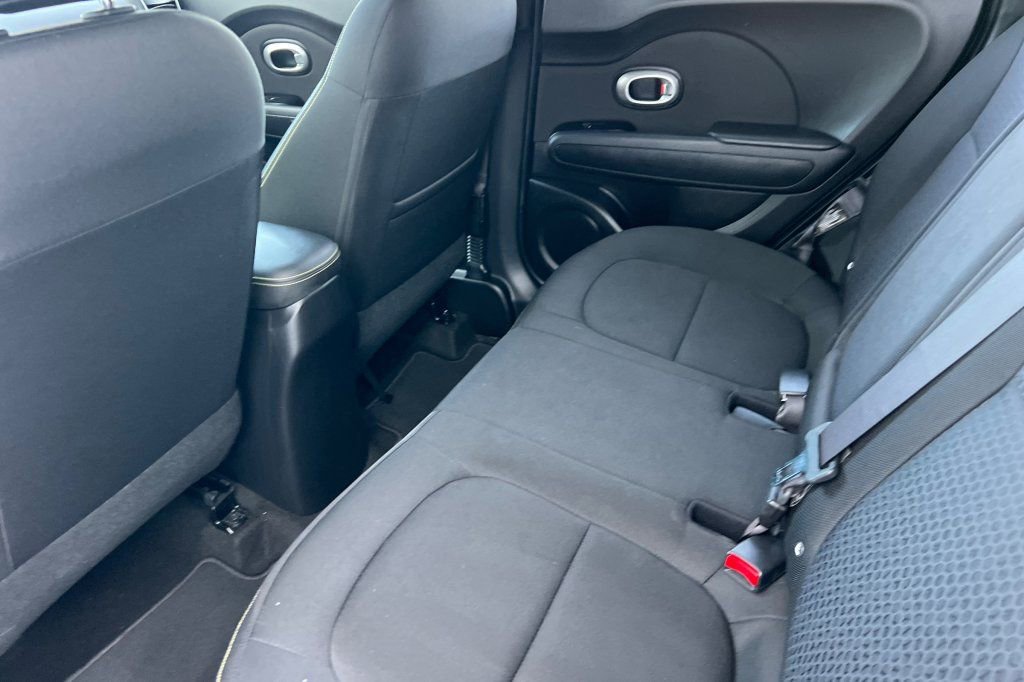 2015 Kia Soul + - Photo 9