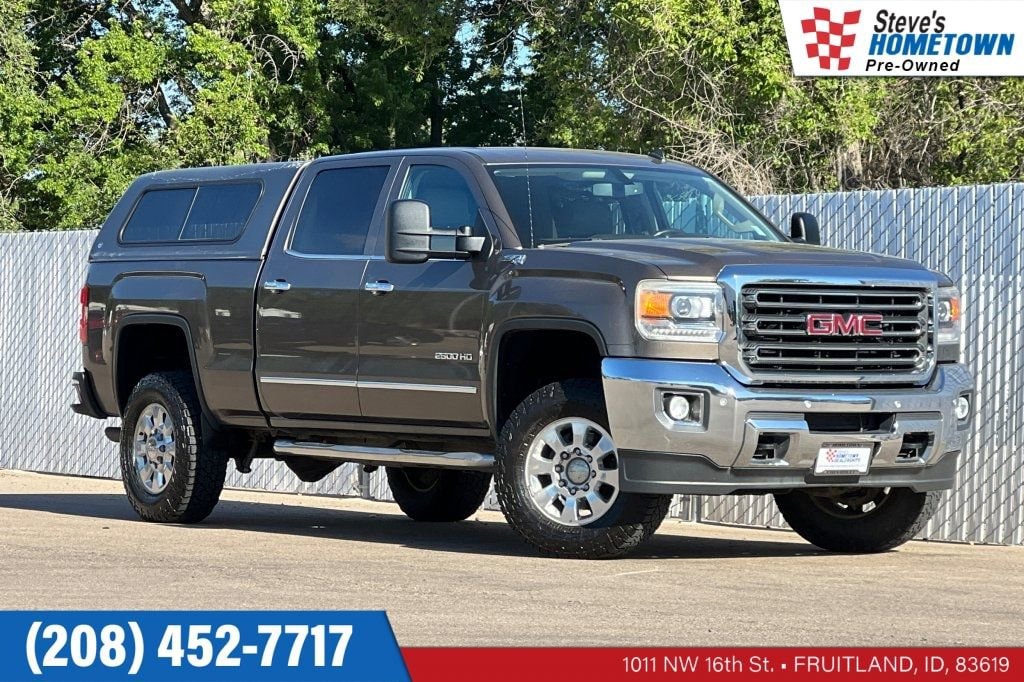 2015 GMC Sierra 4WD Crew Cab Short Box SLT's photo