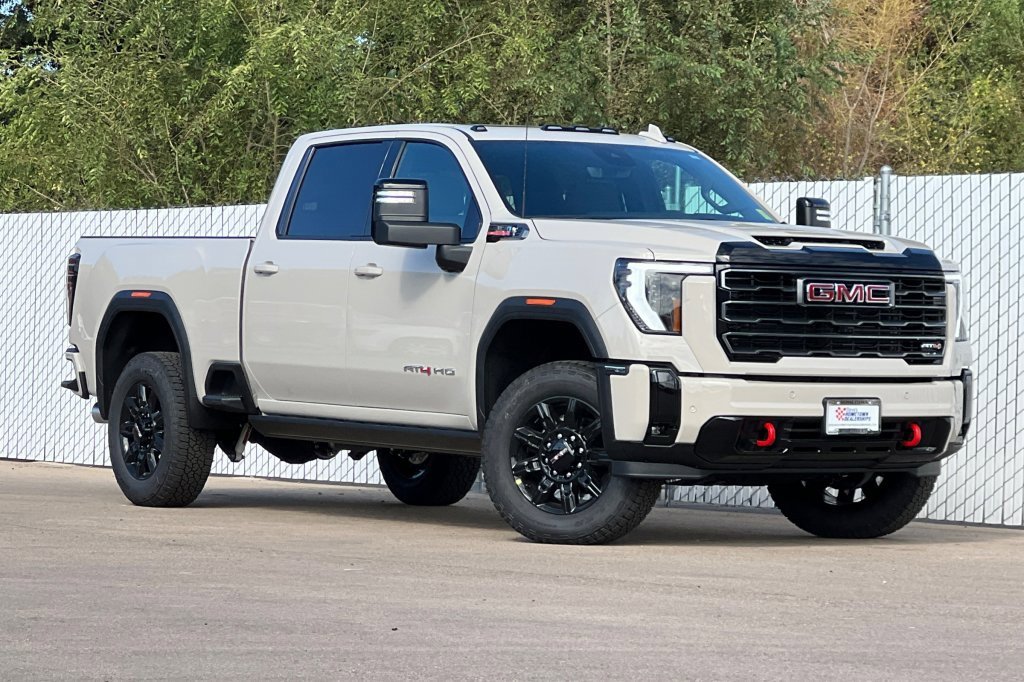 2026 Gmc Sierra 3500 HD AT4 photo 2