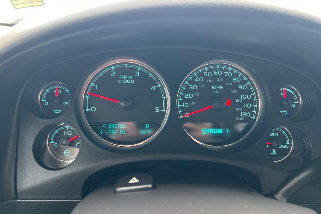 2011 Chevrolet Silverado 3500HD LTZ - Photo 18