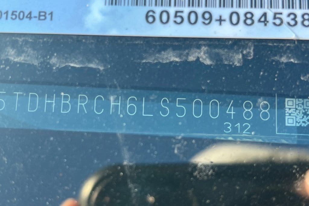 Used 2020 Toyota Highlander Hybrid XLE SUV