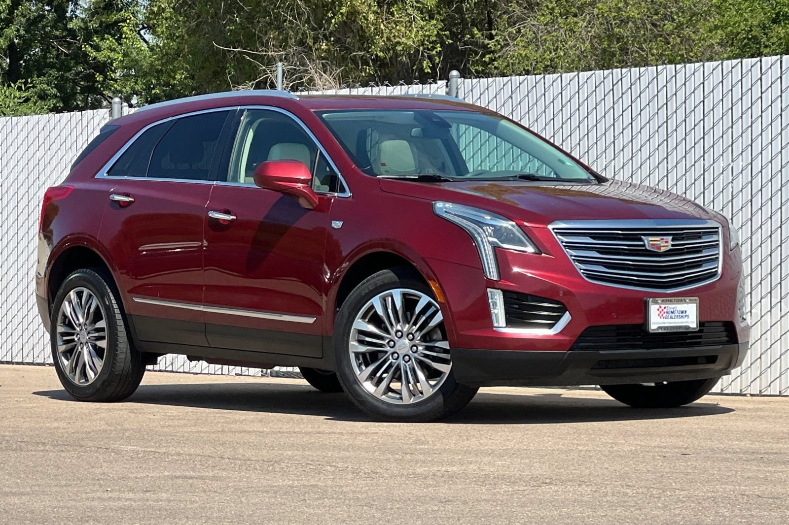 Used 2018 Cadillac XT5 Premium Luxury with VIN 1GYKNFRS6JZ193019 for sale in Fruitland, ID