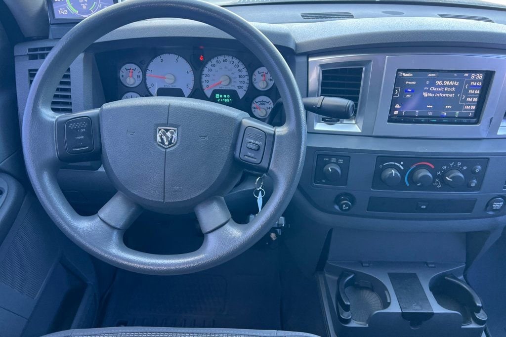 2008 Dodge Ram 3500 Pickup SLT - Photo 11
