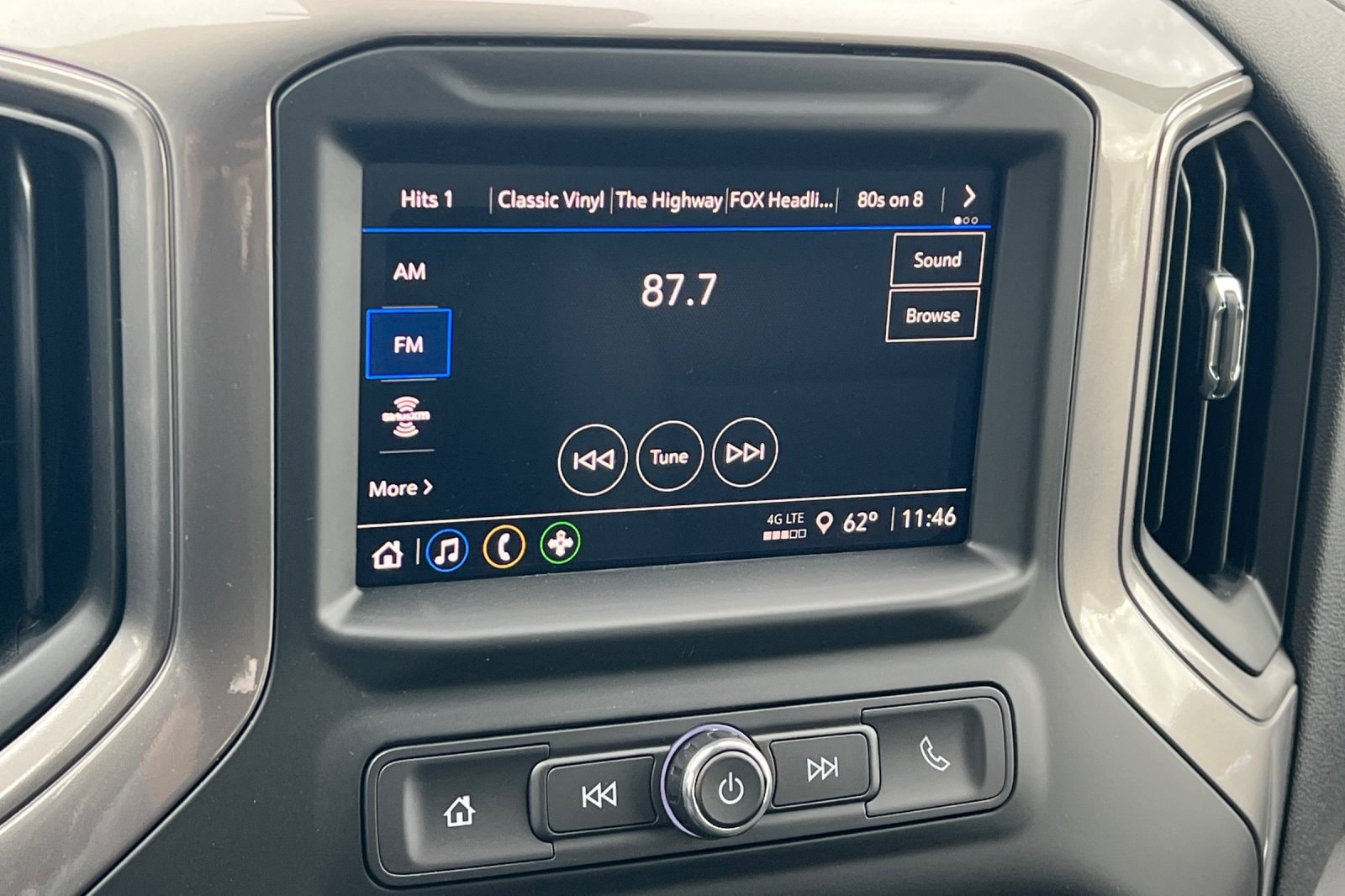 2026 Chevrolet Silverado 1500 Custom - Photo 14