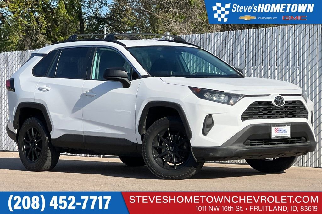 2020 Toyota RAV4 LE
