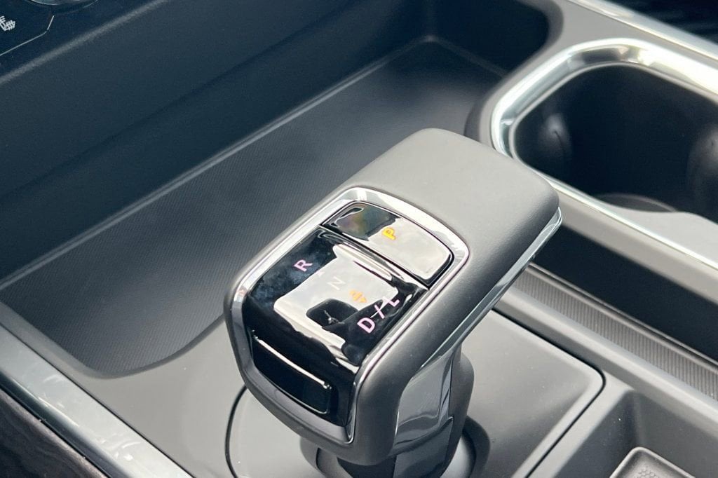 2026 Chevrolet Silverado 1500 LTZ - Photo 17