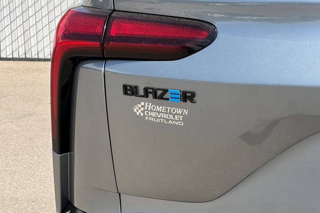 2025 Chevrolet Blazer EV RS - Photo 21