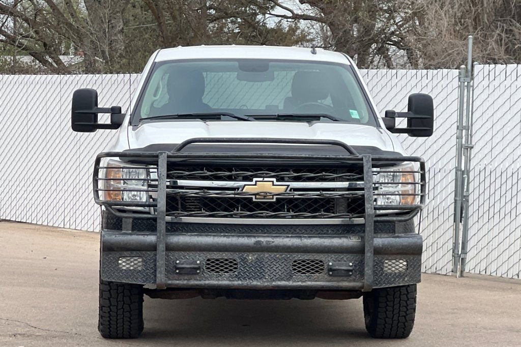 2011 Chevrolet Silverado 3500HD LTZ - Photo 6