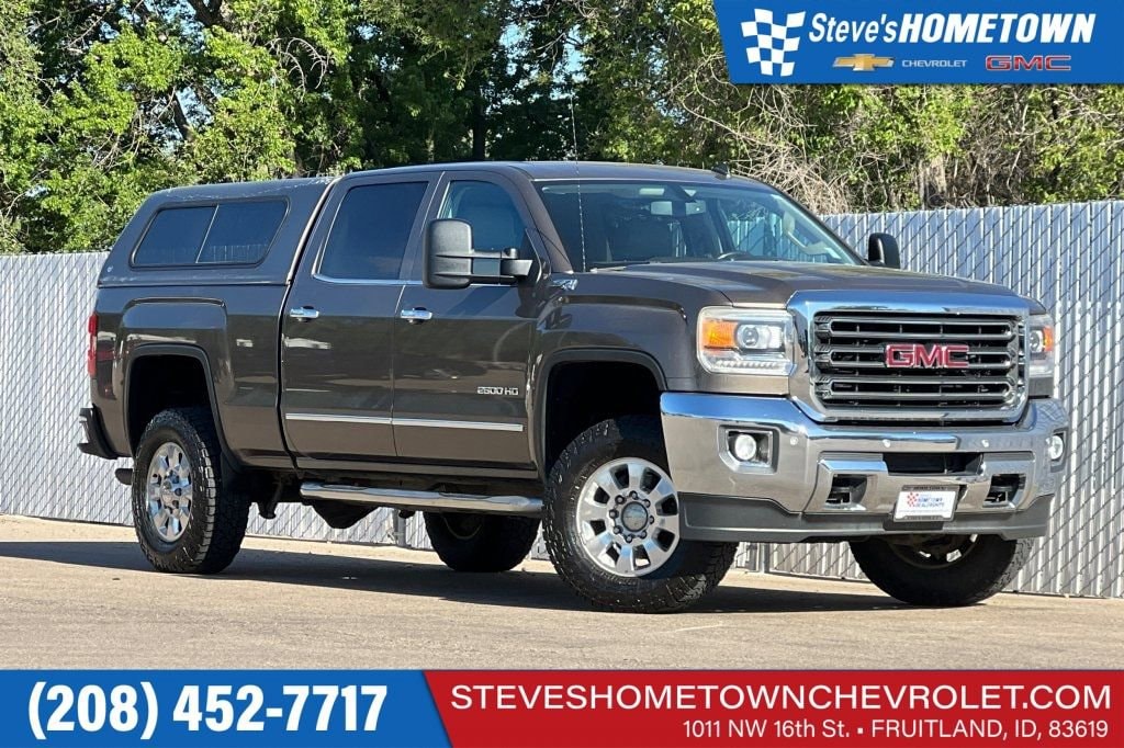 2015 GMC Sierra 4WD Crew Cab Short Box SLT's photo