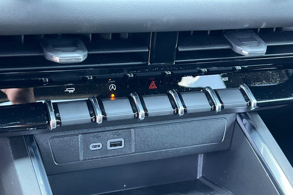 2025 GMC Canyon Elevation - Photo 17
