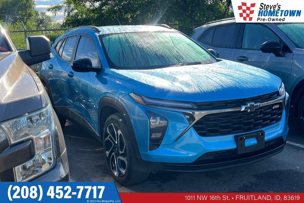 Used 2025 Chevrolet Trax 2RS SUV