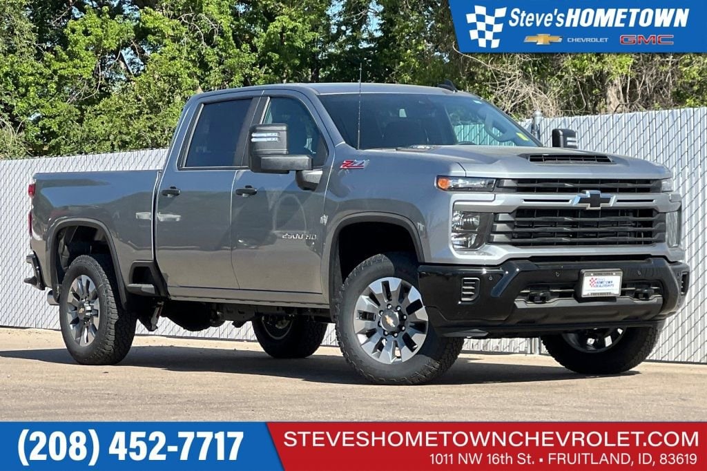 2026 Chevrolet Silverado HD Custom 4WD Crew Cab Standard Box's photo