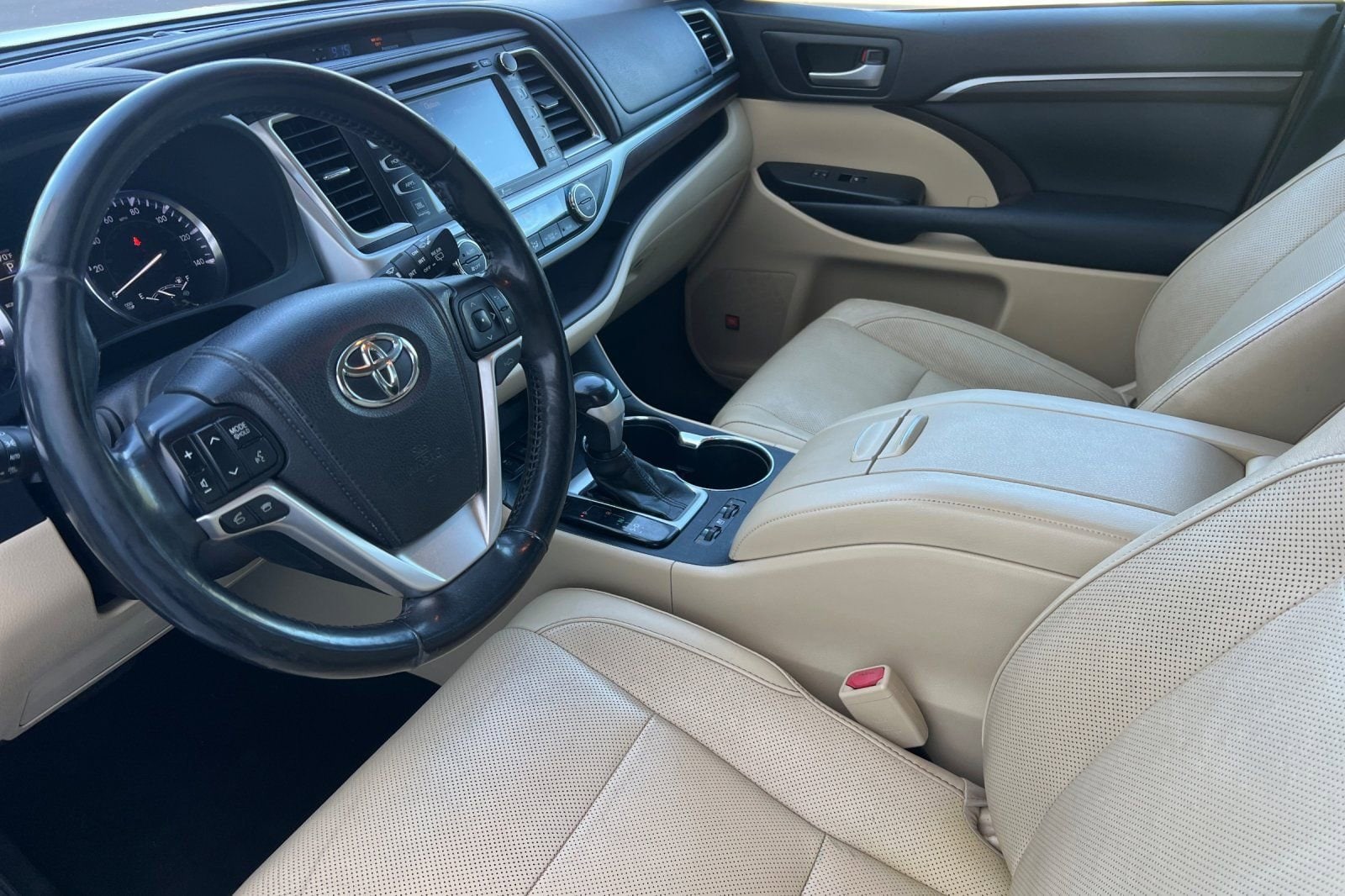 2014 Toyota Highlander Limited - Photo 7