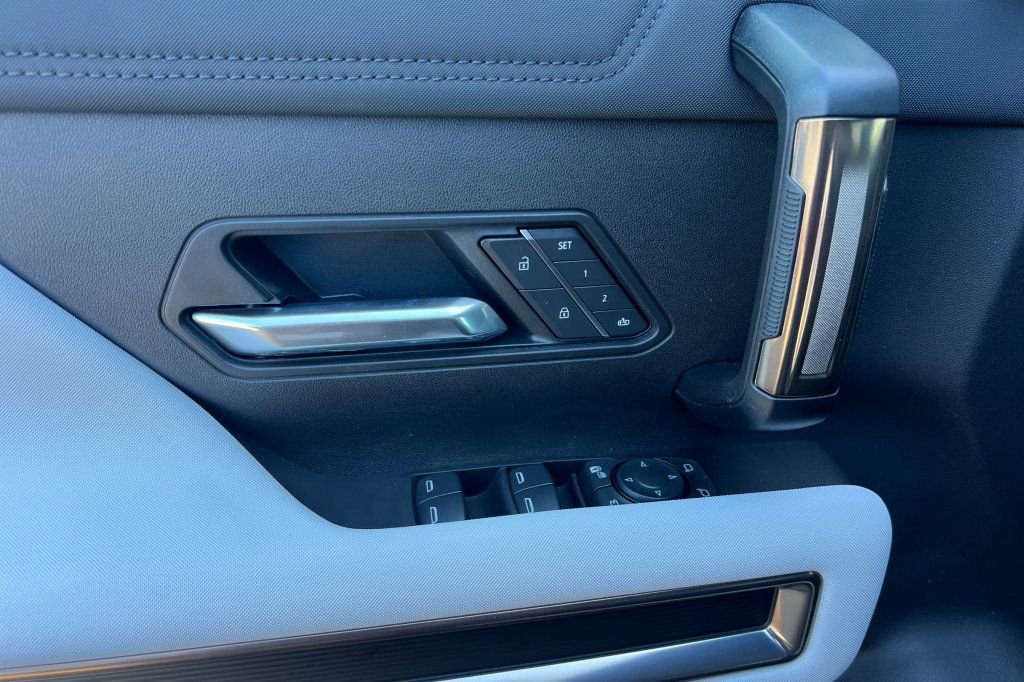 2025 GMC HUMMER EV 3X - Photo 8