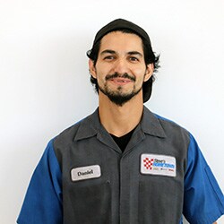 Staff member Daniel Nunez from ID_aff10ab7b507