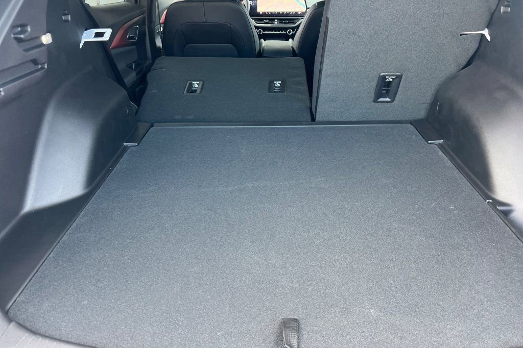 2025 Chevrolet Equinox EV RS - Photo 12