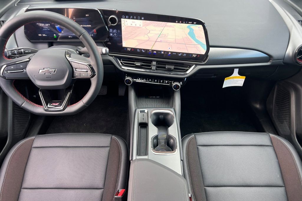 2025 Chevrolet Equinox EV RS - Photo 10