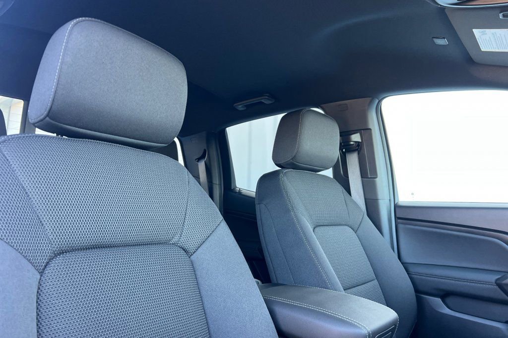 2025 GMC Canyon Elevation - Photo 13