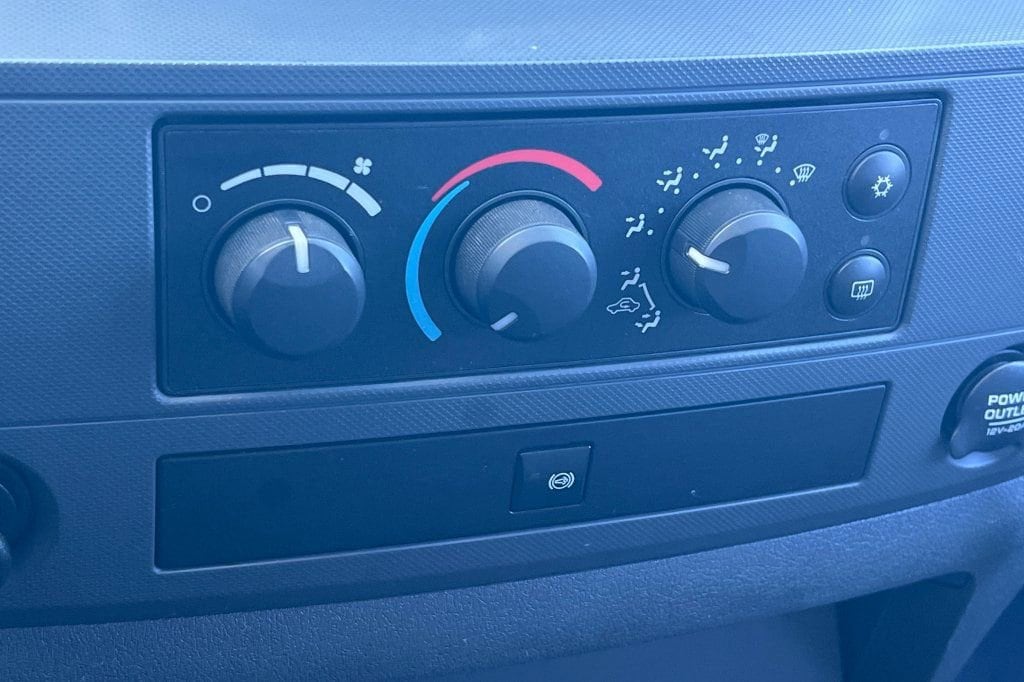 2008 Dodge Ram 3500 Pickup SLT - Photo 16