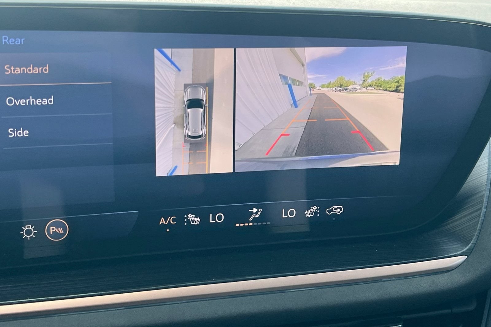 2025 Buick Envision Sport Touring - Photo 17