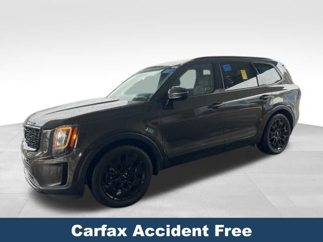 2022 Kia Telluride SX photo 2