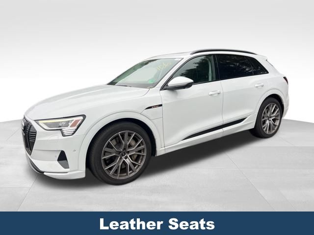 2021 Audi e-tron Prestige photo 2