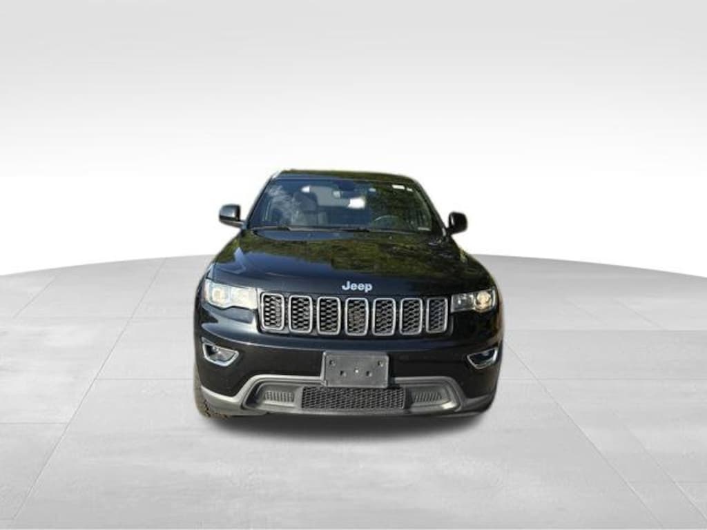 Used 2018 Jeep Grand Cherokee Laredo E SUV