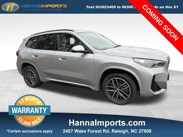 2025 BMW X1 28i's photo