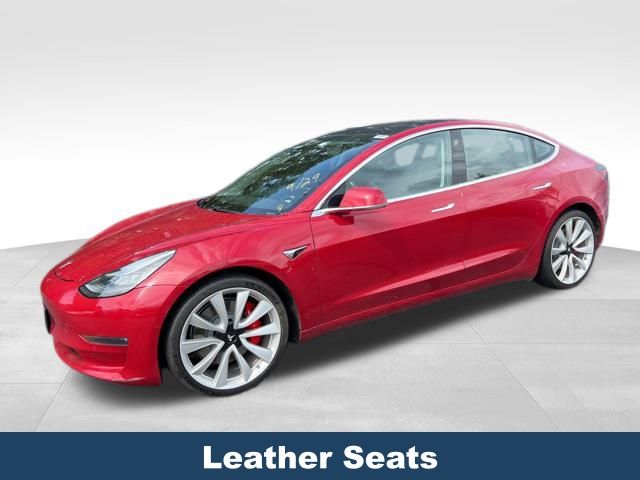 2018 Tesla Model 3 Long Range photo 2