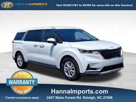 2023 Kia Carnival LX Minivan/Van