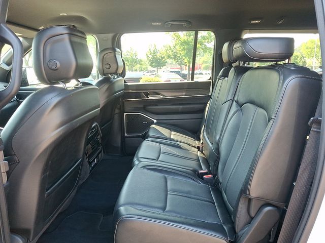 2024 Jeep Wagoneer Series II - Photo 12
