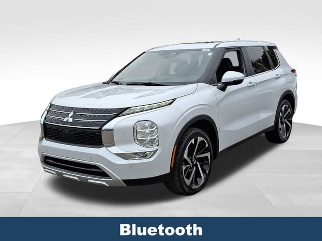 Used 2024 Mitsubishi Outlander SE SUV