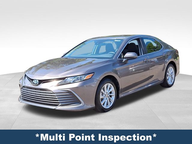 2024 Toyota Camry LE photo 2