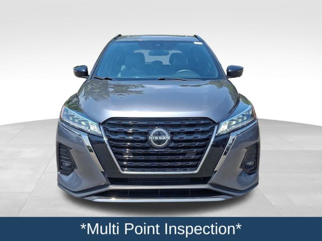 Used 2023 Nissan Kicks SR SUV
