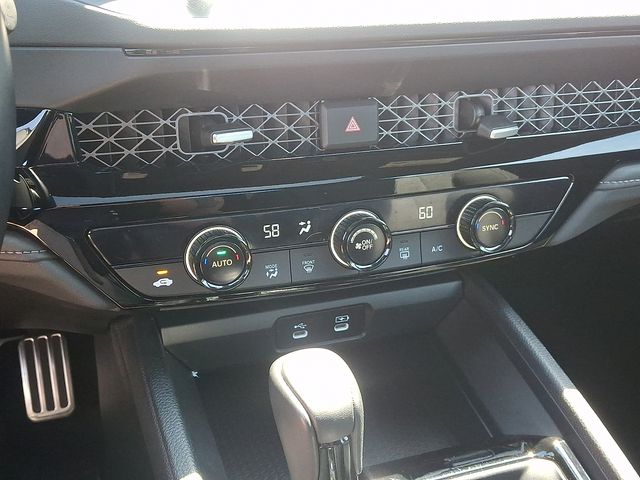 2024 Honda Accord Hybrid Sport - Photo 18