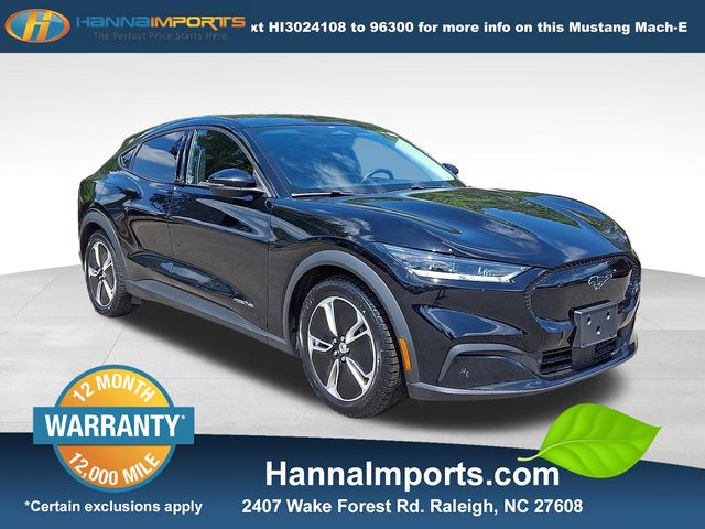 2022 Ford Mustang-Mach-e Select's photo