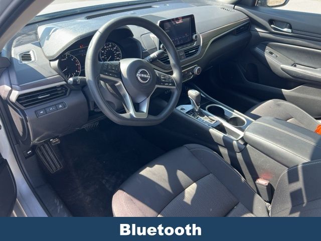 2024 Nissan Altima 2.5 SV photo 3