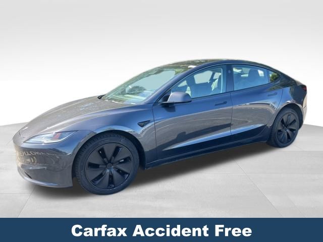 2024 Tesla Model 3 photo 2