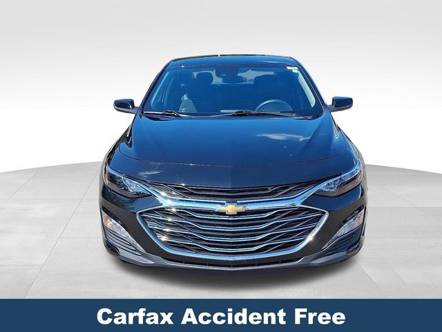 2024 Chevrolet Malibu 1LT photo 2