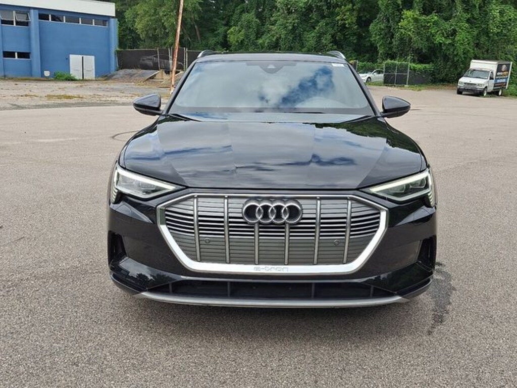Used 2023 Audi e-tron Premium SUV
