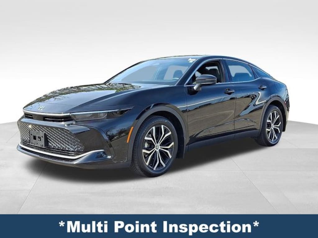 Used 2023 Toyota Crown XLE Sedan