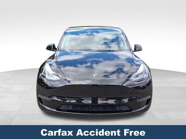 2025 Tesla Model Y Long Range photo 2