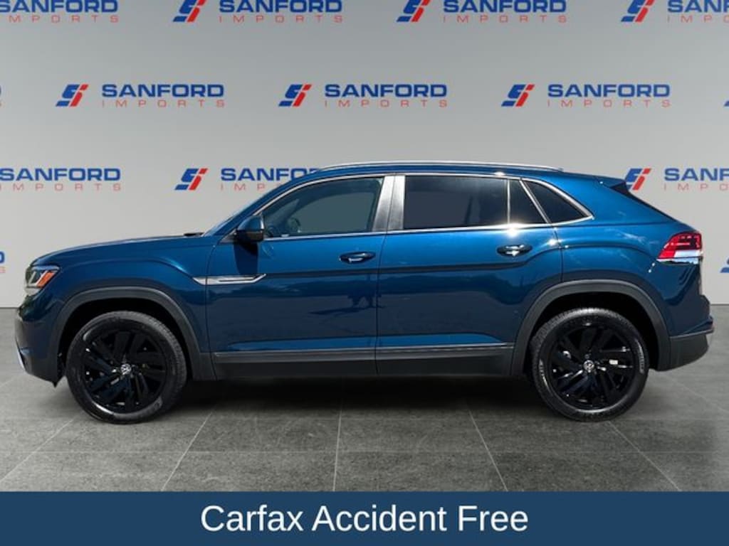Used 2022 Volkswagen Atlas Cross Sport 3.6L V6 SE w/Technology SUV