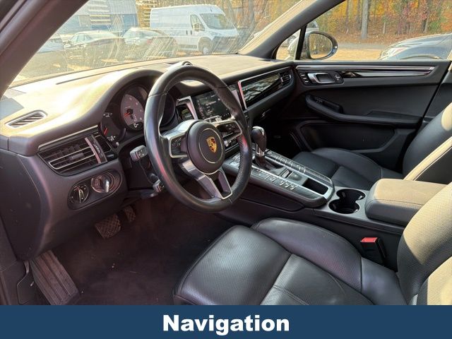 2021 Porsche Macan S photo 3