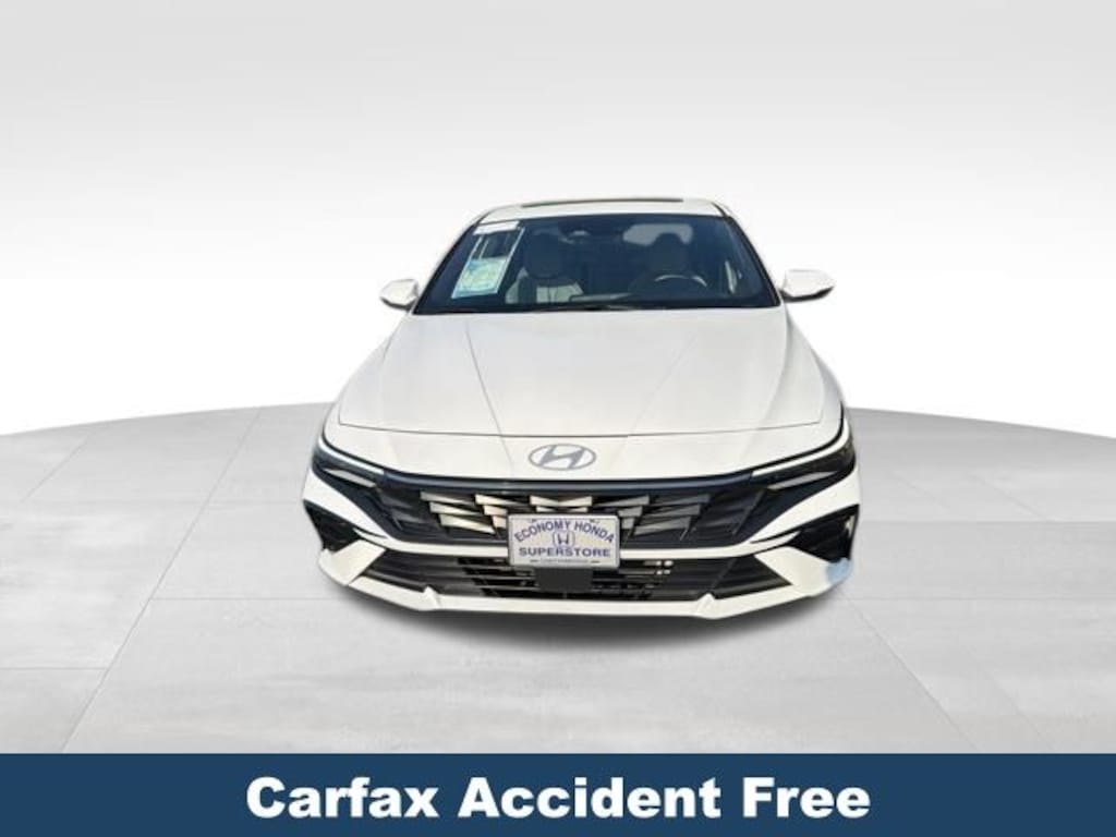 Used 2025 Hyundai Elantra Hybrid Limited Sedan