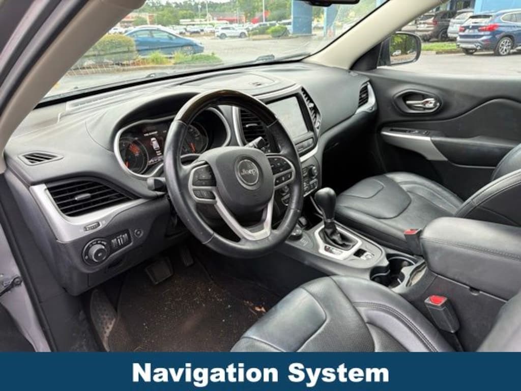 Used 2017 Jeep Cherokee Overland SUV