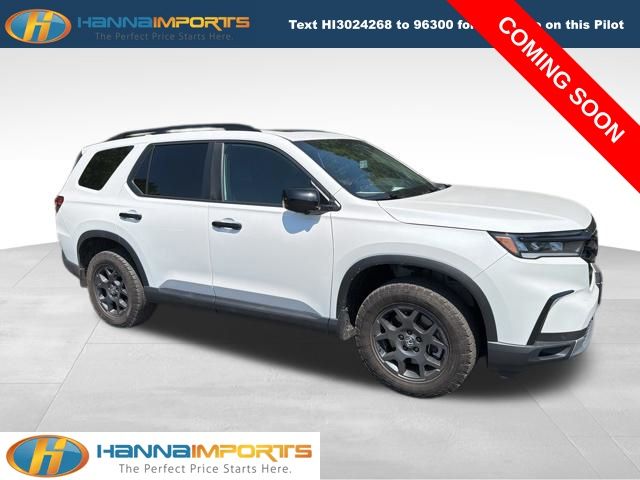 2024 Honda Pilot TrailSport AWD's photo