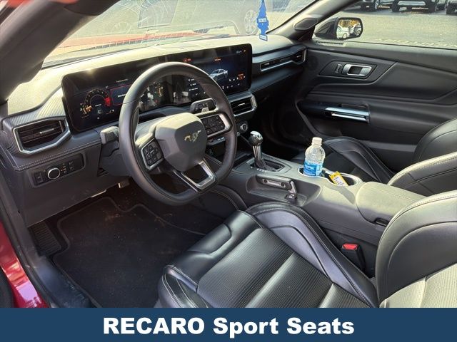 2024 Ford Mustang GT Premium photo 3